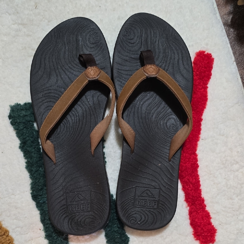 Reef Women's Black and Brown Sandals